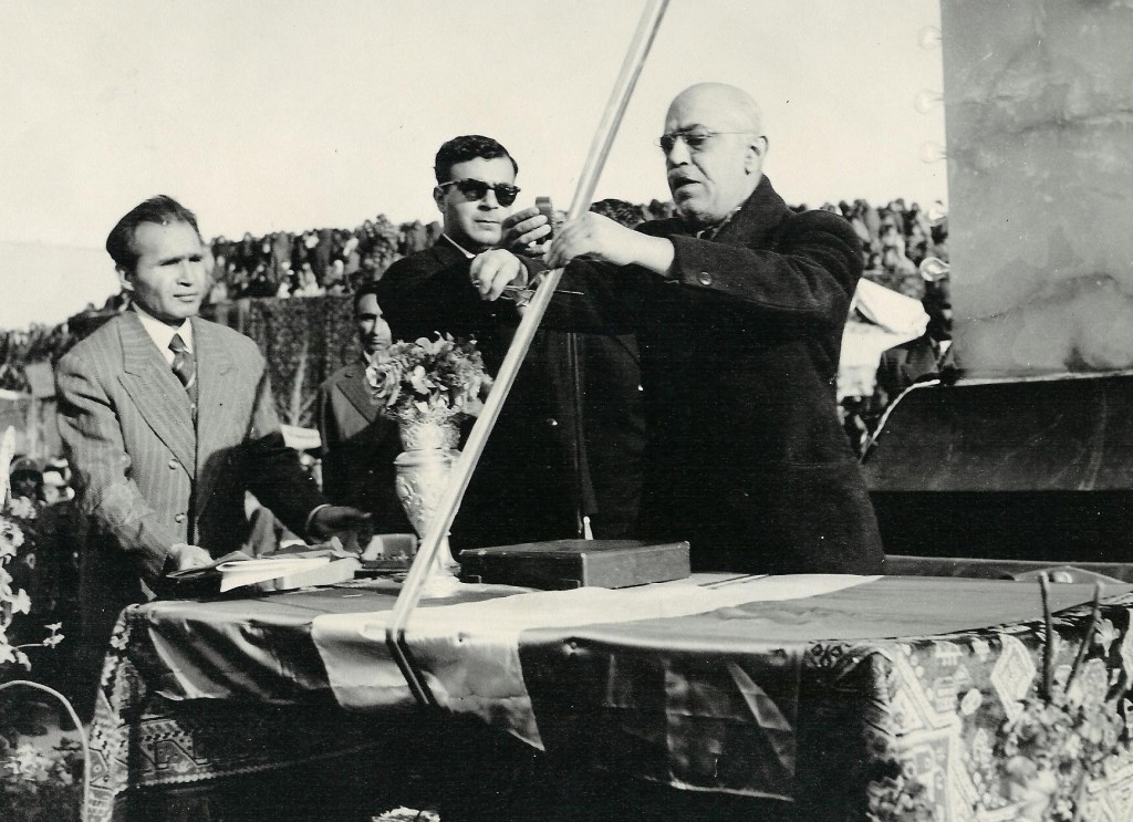 Mehdi Farrokh inaugurating Firdowsi tomb