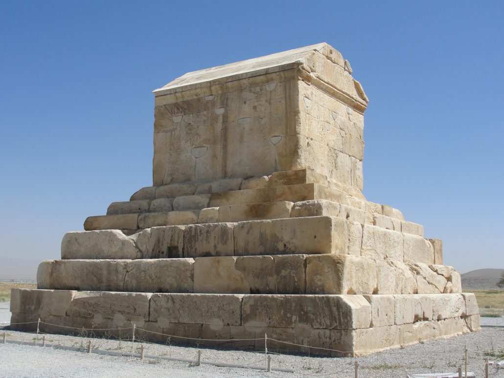 3-cyrus-the-great-tomb